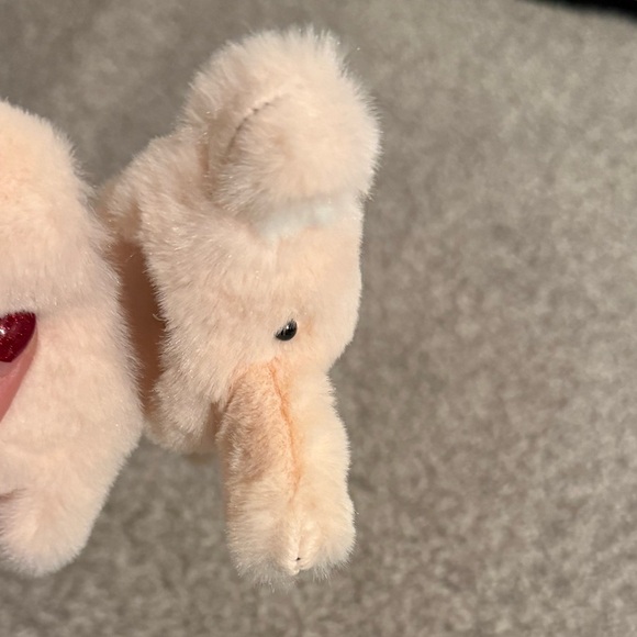 Air pods fuzzy elephant case - Picture 7 of 8